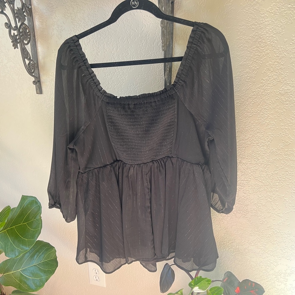 Torrid Black Women's Sheer Blouse Size 1 - Picture 7 of 7